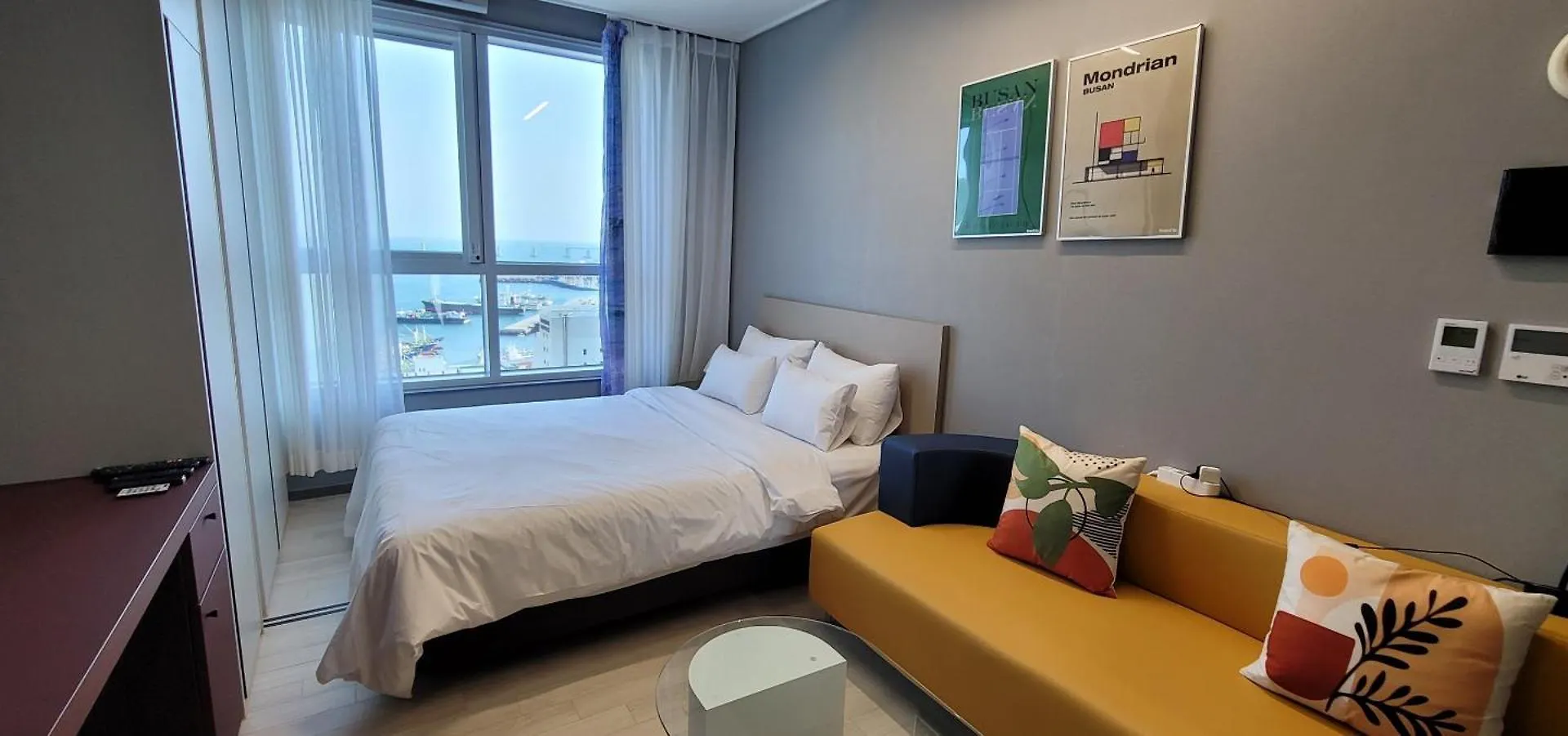 La Bayment In Busan Nampo contacts